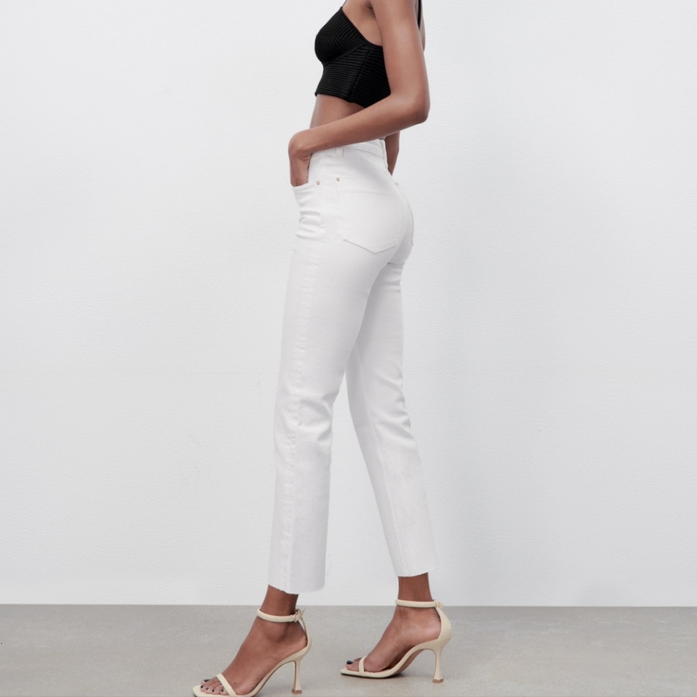 NWT Zara High Rise Mini Flare Leg Ankle Stretch Jeans, Size 4 - Picture 2 of 11